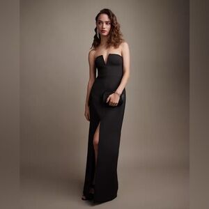 BCBGMaxAzria Black Strapless Sweetheart Slit Gown